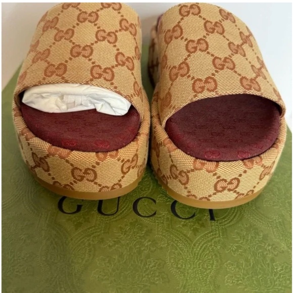 Canvas GG Monogram Angelina Platform Slide Sandals - Picture 2 of 6